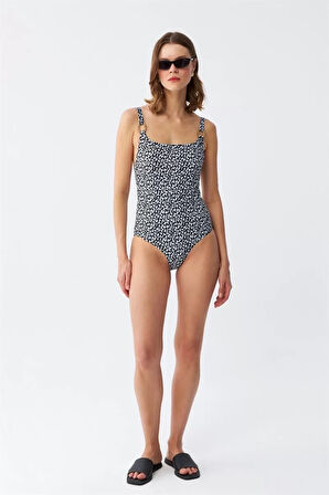 Kadın Lacivert Geometrik Desenli Aksesuar Askılı Tek Parça Mayo