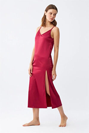 Yırtmaçlı Uzun Saten Gecelik Bordo