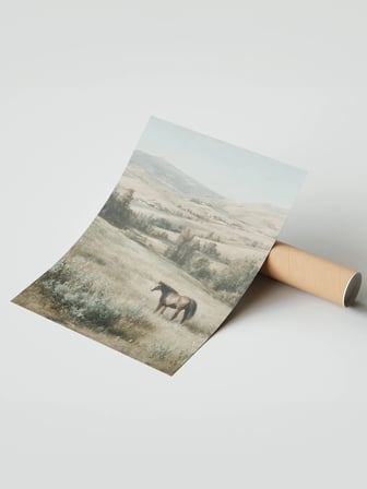 Vintage Duvar Posteri, Yeşil Vadide Siyah At Poster No: 20153