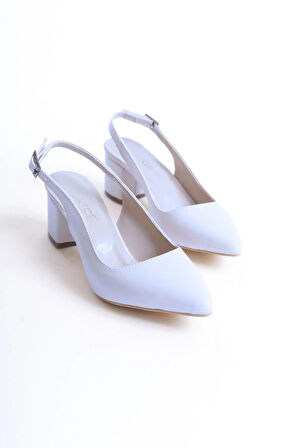 Kadın Beyaz Arkası Açık Stiletto Topuklu ayakkabı
