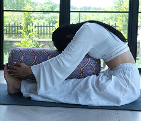 Sunyoga Silindir Yoga Minderi (Bolster) – Meditasyon ve Yoga Destek Yastığı Full Mandala Desenli Mor