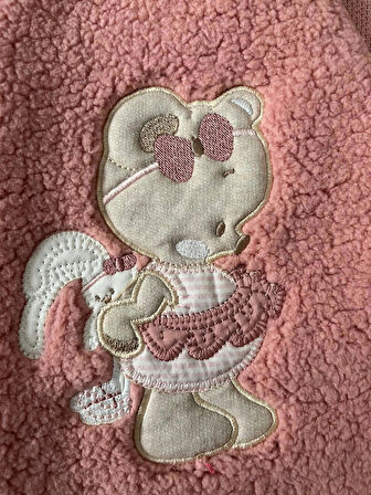 3-12 AY  SEVİMLİ HAYVAN NAKIŞ İŞLEMELİ KAPŞONLU FERMUARLI EKSTRA YUMUŞAK WELSOFT KUZU TULUM