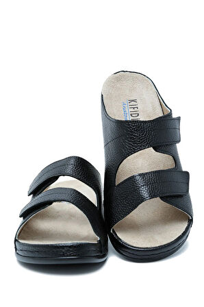 Kadın İçi Çıkabilen Anatomik Deri Terlik 36-41