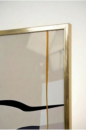 Bauhaus Ruhu Toprak Tonları ve Modern 3'lü Cam Tablo Seti - Gold Metal Çerçeveli Ev Ve Ofis Tablosu