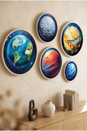 5 Parça Yuvarlak Ahşap Çerçeveli Renkli Gezegenler Tablo Ve Saat Seti