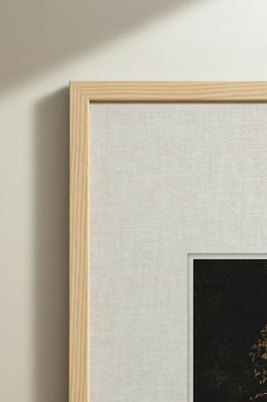 1 ADET DOĞAL AHŞAP ÇERÇEVELİ KARANLIK AĞAÇ TEMALI VİNTAGE TABLO