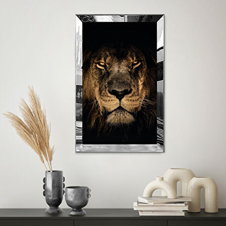 GÜMÜŞ  AYNALI PLEKSİ ÇERÇEVELİ SİYAH TEMA ÜZERİNE ASİL ASLAN TABLOSU