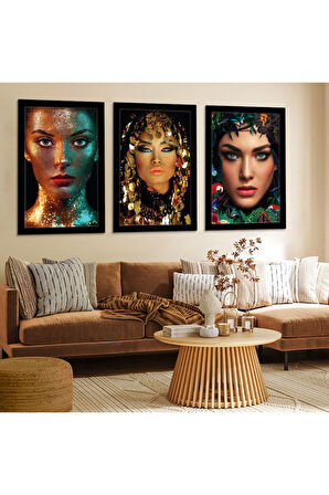 Beyaz Ahşap Çerçeveli Kadın Tablo