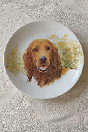 Köpek Figürlü Duvar Tabağı