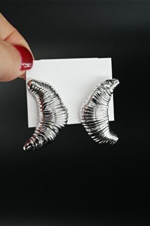 Kadın Vip Seri Özel Tasarım Kruvasan Model Marka Küpe Seti