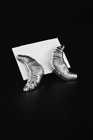 Kadın Vip Seri Özel Tasarım Kruvasan Model Marka Küpe Seti