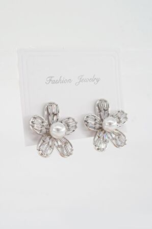 Kadın Vip Seri Özel Tasarım Baget Zirkon Taşlı Küpe Seti