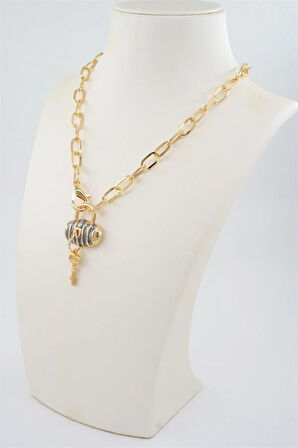 Kadın Özel Tasarım Çanta ve Kilit Figürlü Mineli Kolye