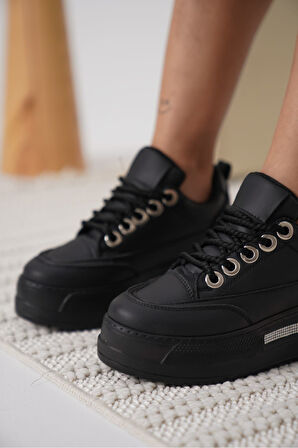 LUNORA Limited Series Siyah Ortopedik Kadın Sneaker