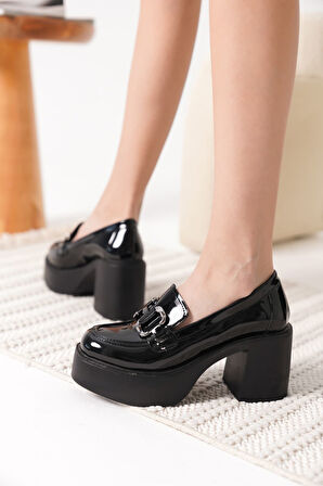 Felice Premium Siyah Rugan Gümüş Tokalı Kadın Loafer
