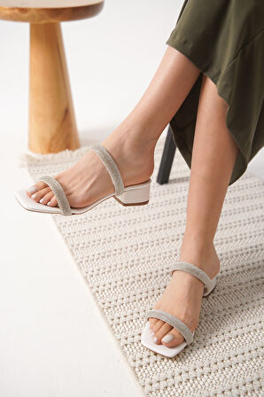 Stella Premium Kalın Topuklu Beyaz Kadın Terlik