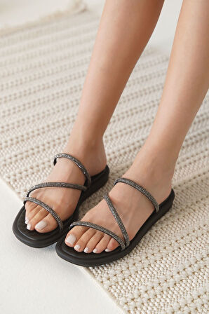 Alba Premium Siyah Kadın Taşlı Terlik