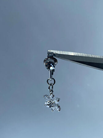 Çelik Göbek Piercing Mıknatıslı Sıkıştırmalı Kullanımlı Çiçek Model