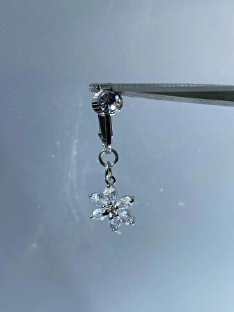 Çelik Göbek Piercing Mıknatıslı Sıkıştırmalı Kullanımlı Çiçek Model