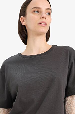 DeFacto Coool Oversize Geniş Kalıp Bisiklet Yaka Uzun Kollu Tişört E7605AX25SPAR191