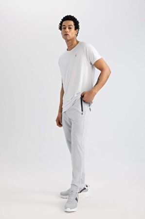 DeFactoFit Standart Fit Bisiklet Yaka Baskılı Sporcu Ağır Kumaş Kısa Kollu Tişört B5150AX24SPGR91