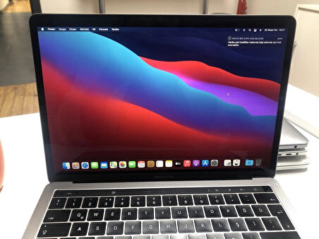 APPLE A1706 MACBOOK PRO 13 2017 İ5 8GB RAM 256GB SSD TOUCHBARLI - SIFIR AYARINDA , MAĞAZA GARANTİLİ