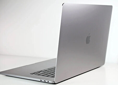 Apple A2141 MacBook Pro 16 inch i7 16gb 512gb sıfır ayarında 6 ay garantili 