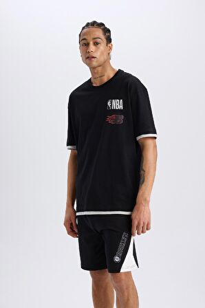 DeFactoFit NBA Brooklyn Nets Oversize Geniş Kalıp Bisiklet Yaka Sırt Baskılı Kısa Kollu Tişört D6562AX25SPBK81
