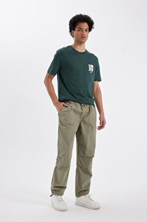 DeFacto Yazlık Jogger Pantolon Wide Leg Bol Rahat Kesim Paraşüt Beli Bağcıklı Geniş Bol Paça C9151AX24AUKH397