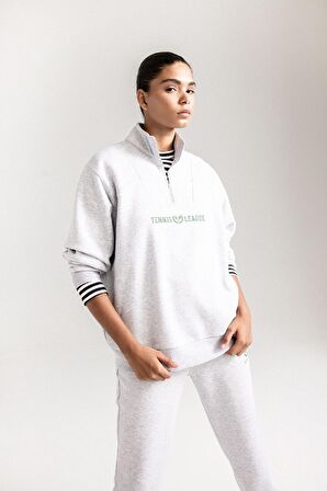 DeFactoFit Oversize Geniş Kalıp Dik Yaka Spor Baskılı Sporcu Sweatshirt D1701AX24AUGR93
