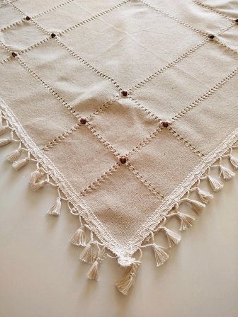 Buldan Bezi Püsküllü Kahve Boncuklu Naturel Organik Vintage Fiskos Masa Örtüsü 75x75 cm