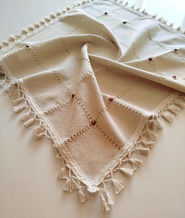 Buldan Bezi Püsküllü Kahve Boncuklu Naturel Organik Vintage Fiskos Masa Örtüsü 90x90 cm