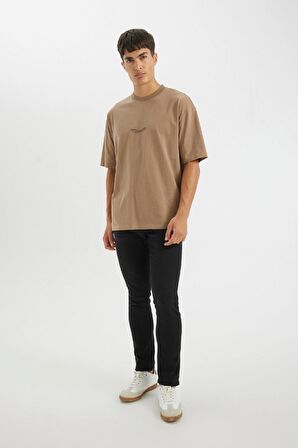 DeFacto Oversize Fit Bisiklet Yaka Sırt Baskılı Kısa Kollu Tişört D4910AX24AUBN551