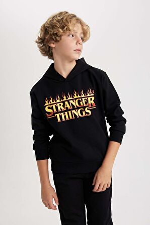 DeFacto Erkek Çocuk Stranger Things Kapüşonlu Sweatshirt B2458A823WNBK81