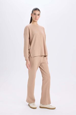 DeFacto Pijama Takımı Regular Fit Basic Düz Uzun Kollu Üst Geniş Bol Paça Alt-Fall in Love D2259AX24WNBG400