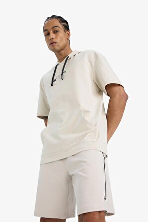 DeFactoFit Standart Fit Kapüşonlu Baskılı Sporcu Kısa Kollu Tişört D8017AX25SPBG721