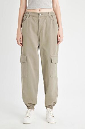 DeFacto Coool Gabardin Jogger Pantolon Normal Bel Basic Düz Kargo Cepli B0454AX24AUKH419