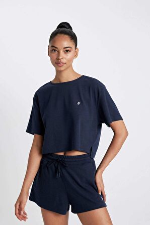 DeFactoFit Cropped Fit Bisiklet Yaka Sporcu Ribana Kısa Kollu Tişört A9916AX24SMNV146