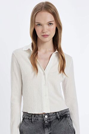DeFacto Coool Fitted Basic Düz Düğmeli Uzun Kollu Crop Beyaz Gömlek A0012AX24AUWT32