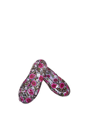 Çicekli Lastik Ayakkabı