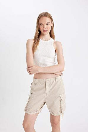 DeFacto Coool Regular Fit Normal Bel Kısa Paça Gabardin Şort D1006AX24SMBG155