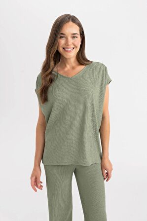 DeFacto V Yaka Bürümcük Kısa Kollu Tişört C1879AX24SPKH440