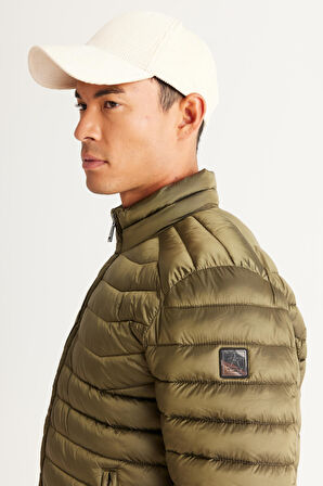 Standart Fit Normal Kesim Dik Yaka Mont