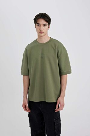 DeFacto Loose Fit Bisiklet Yaka Baskılı Kısa Kollu Ağır Kumaş Tişört C0897AX24SPKH373