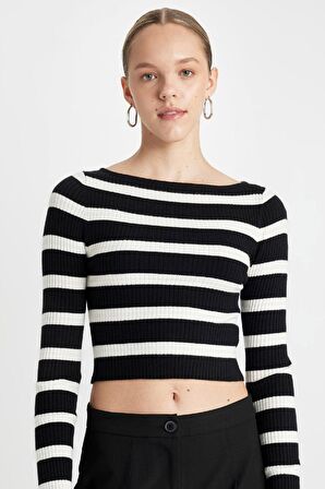 DeFacto Slim Fit Çizgili Kayık Yaka Kazak C9217AX24WNBK56