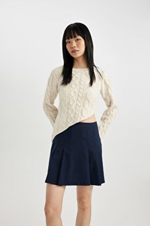 DeFacto Slim Fit Dar Kesim Bisiklet Yaka Triko Kazak C1519AX23WNBG300