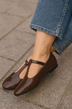 T-Strap Mary Jane Tasarım Babet