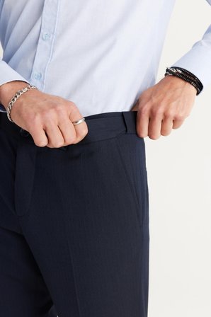 Erkek Lacivert Comfort Fit Rahat Kesim Beli Lastikli Desenli Esnek Pantolon