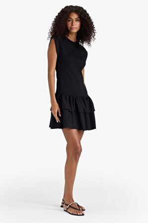 Bisiklet Yaka Kısa Kollu Mini Elbise