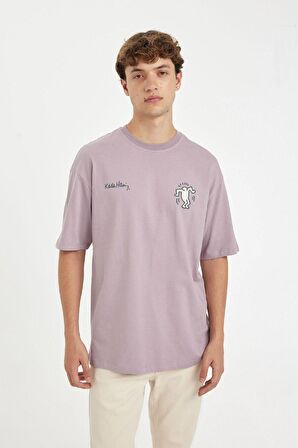 DeFacto Keith Haring Boxy Fit Bisiklet Yaka Baskılı Pamuklu Kısa Kollu Tişört C6521AX24AUBR147